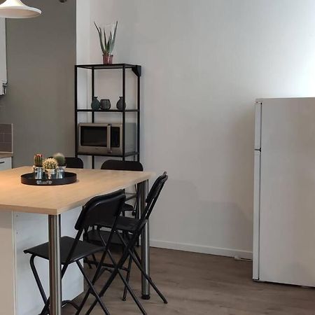 Апартаменты Logement 5 Personnes Proche Cv Et Parking Prive Сент-Этьен Экстерьер фото